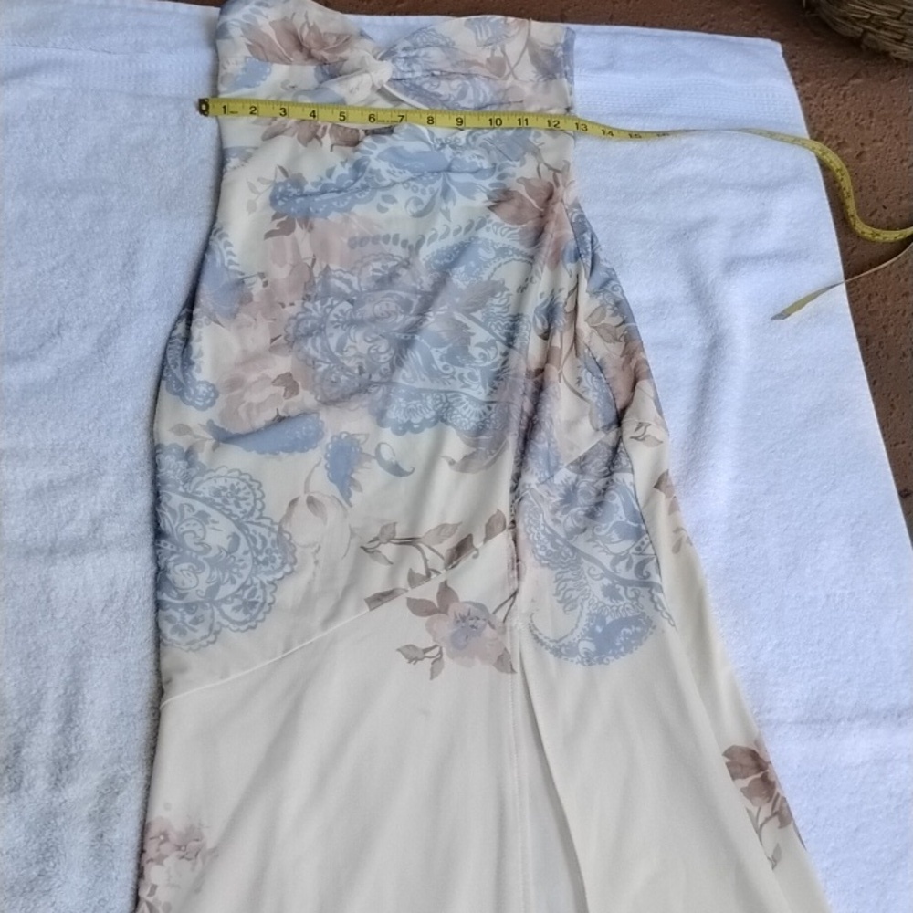 Princess Polly Elegant Cream Skirt Long52 Chest 13
